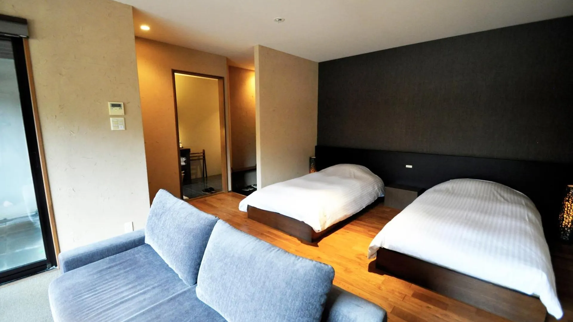 Aura Tachibana Hotell Hakone 4*,