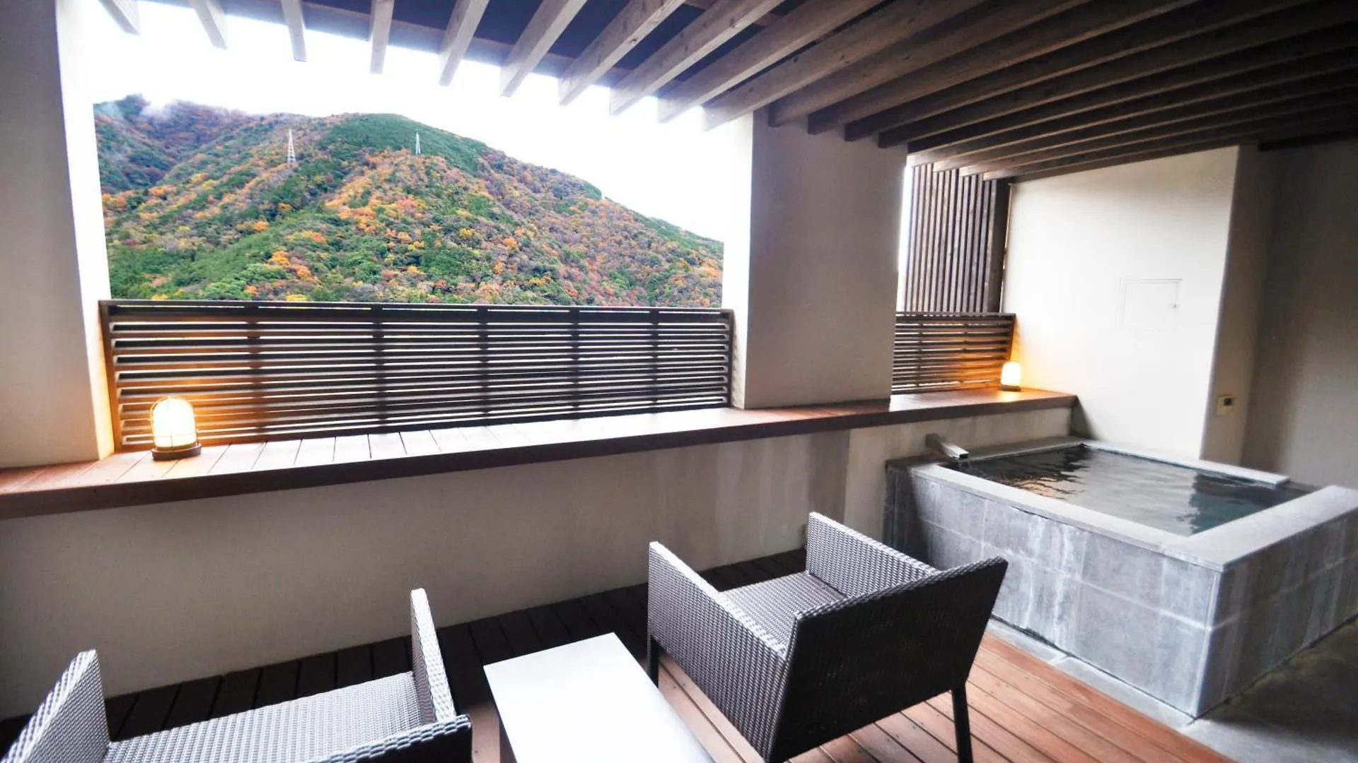 Japanskt värdshus (ryokan) Aura Tachibana Hotell Hakone