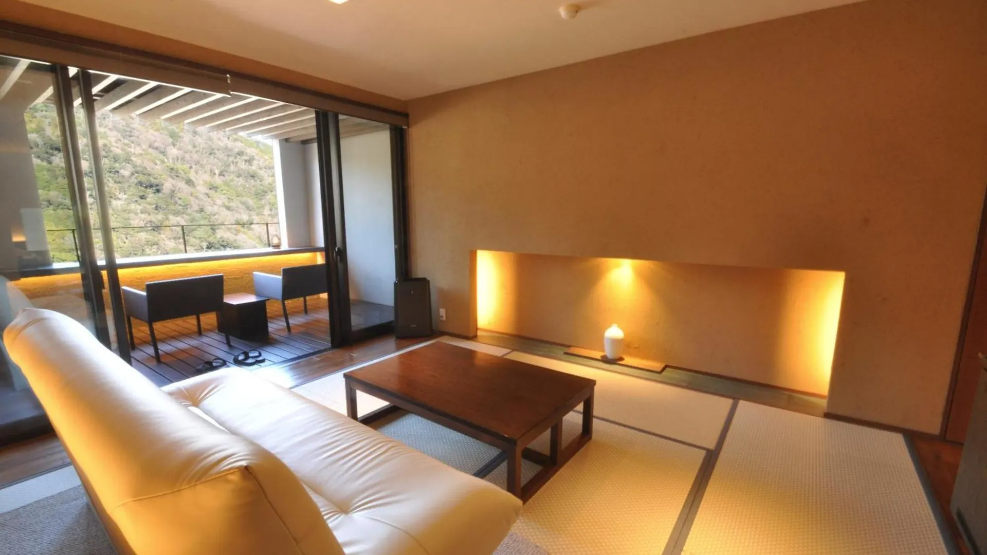 Aura Tachibana Hotell Hakone 4*,  Japan